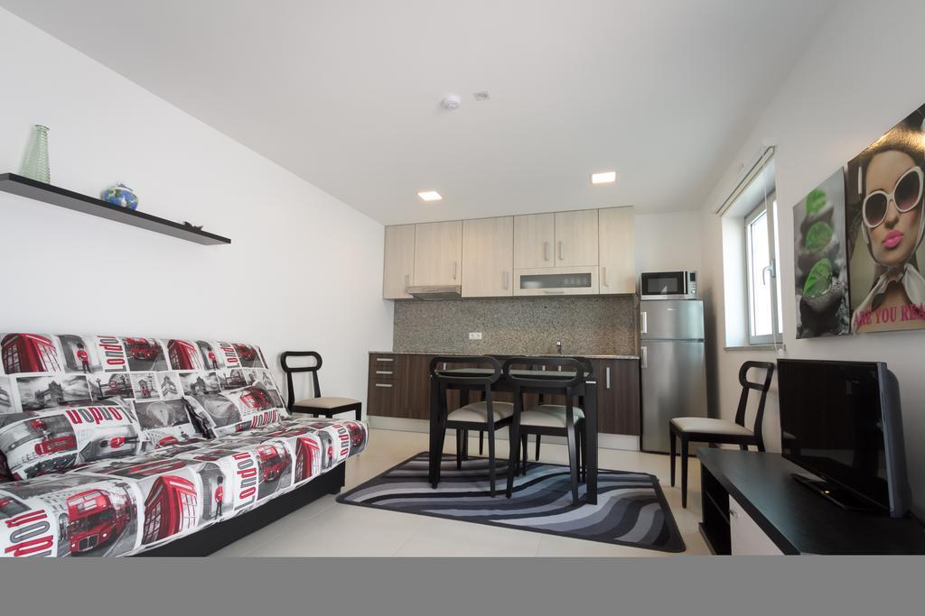 Peralux Hotel Ngoại thất bức ảnh